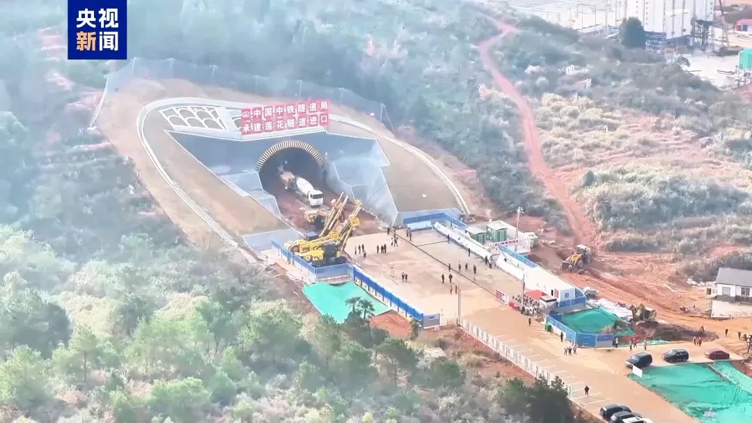 长赣高铁江西段主体工程开工，湖南段建设同步推进