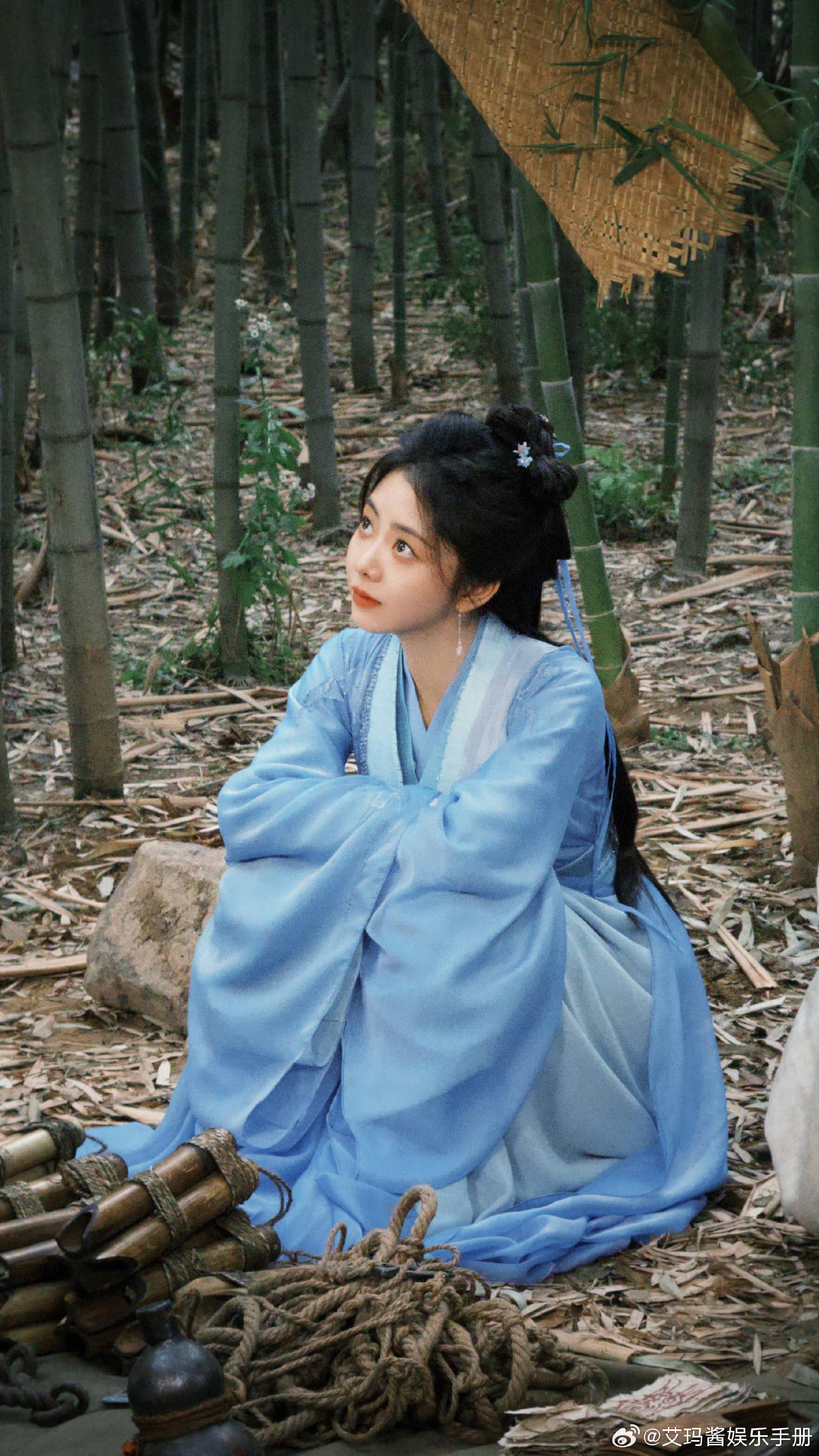 谭松韵侯明昊新剧《逍遥》引热议