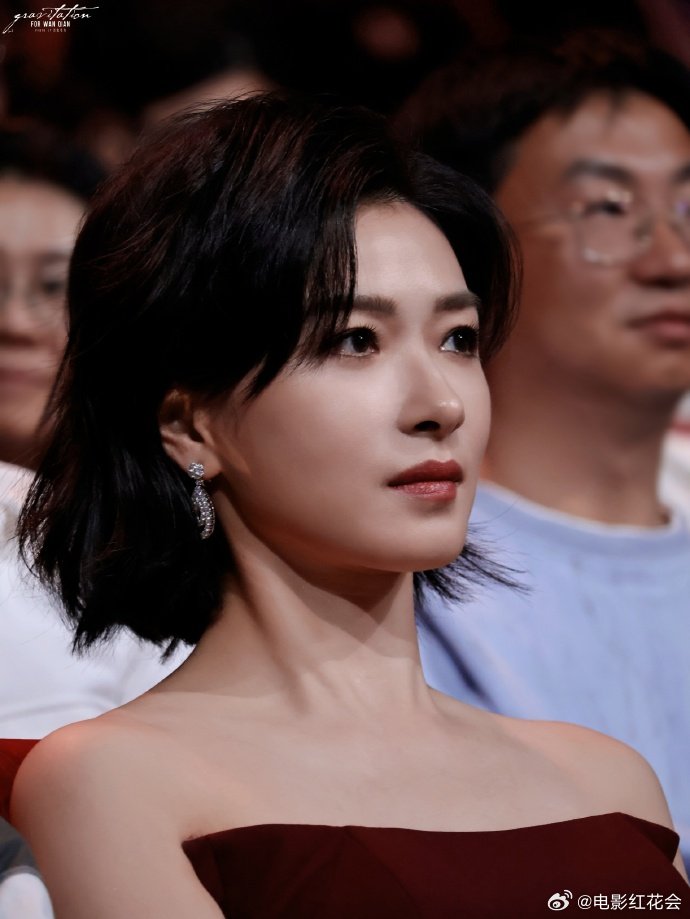 万茜精准演绎IP角色获年度实力演员称号