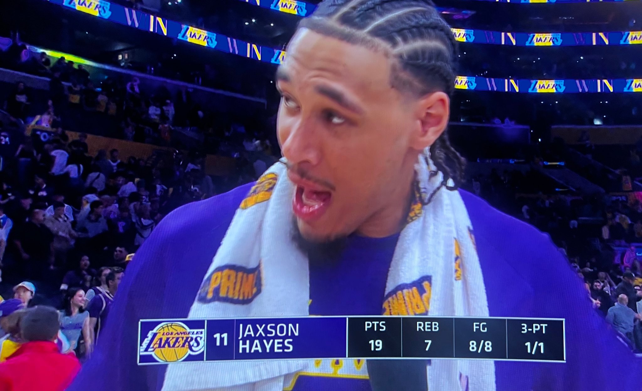 海斯谈与艾顿搭档：需保持活力守护内线