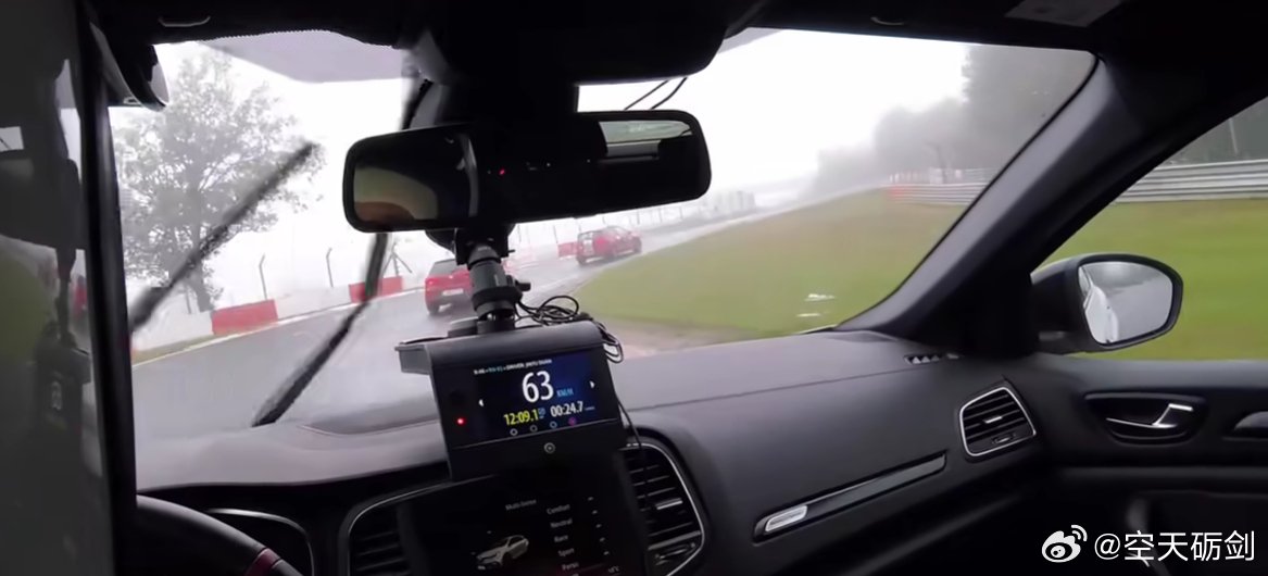 纽北赛道挑战引玩家热议，中国车表现亮眼