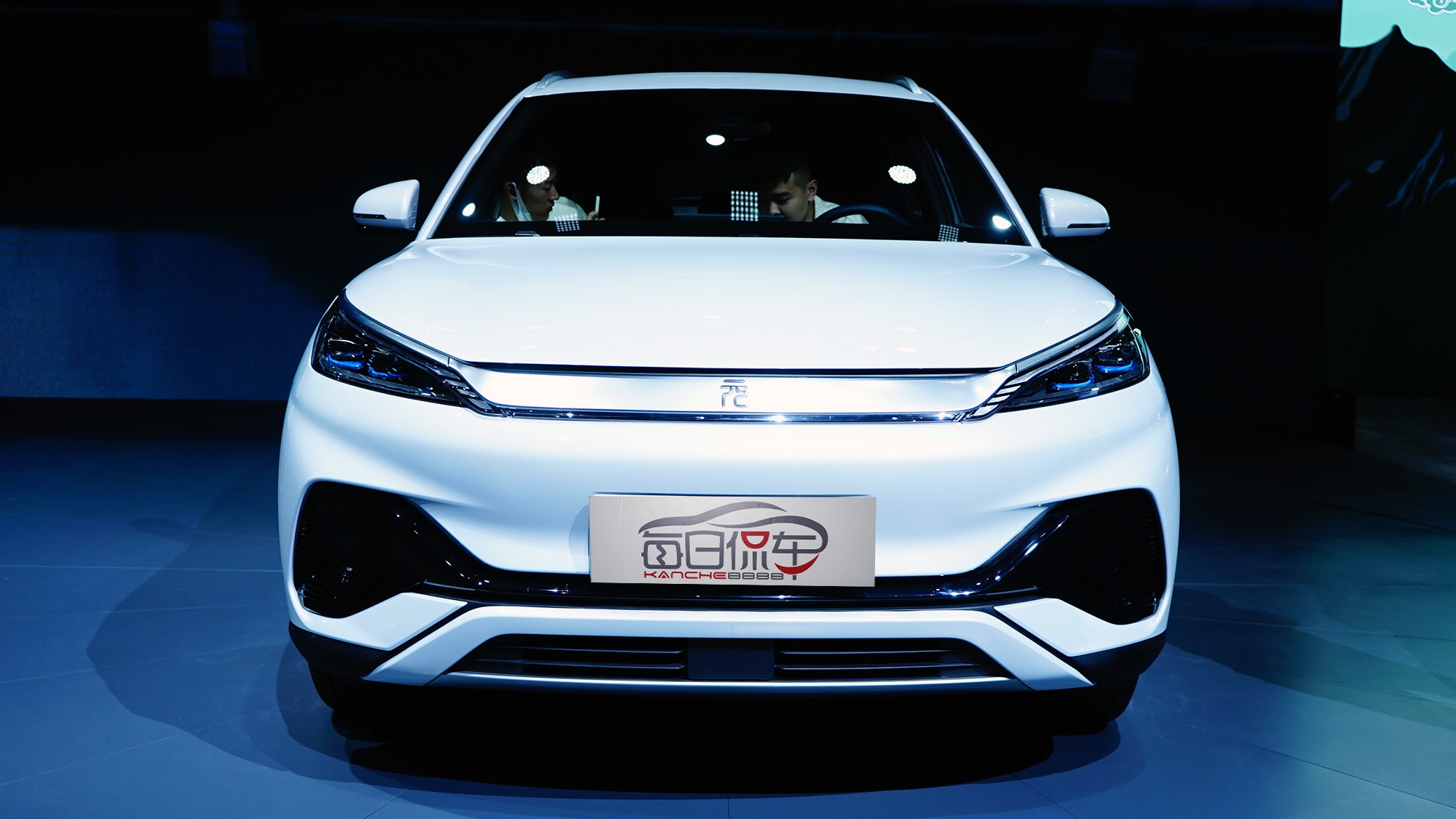 2021广州车展比亚迪王朝系列两款新车 宋Pro DM-i和元PLUS