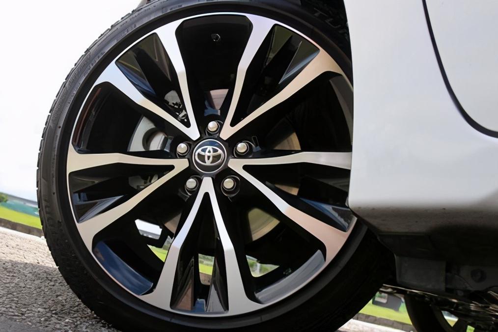 春节出游前，自检爱车10分钟，很有必要！