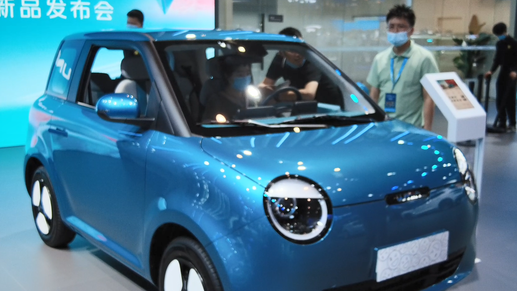 实拍全新长安Lumin：不足5万的网红小车，还没开卖就赢了？