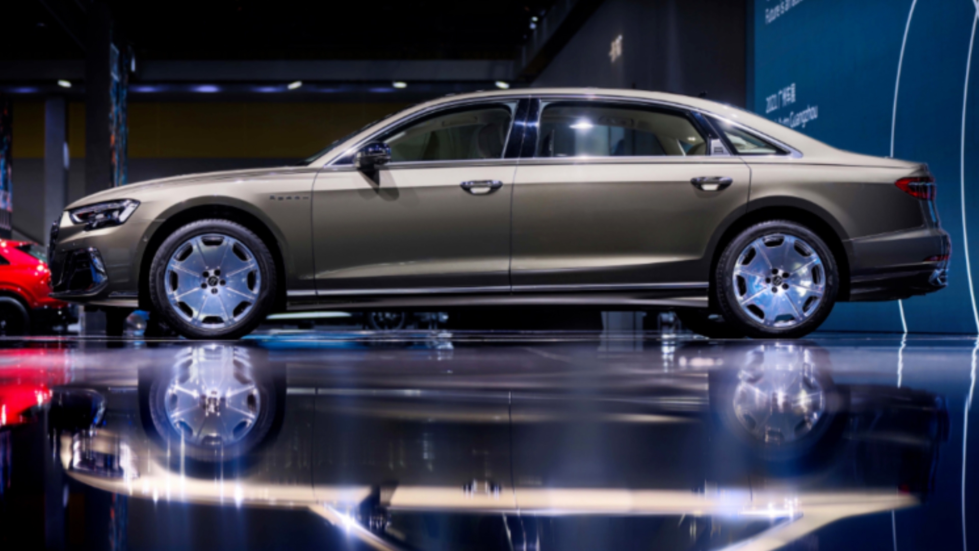 奥迪品牌首款D+级旗舰车型——全新奥迪A8L Horch创始人版