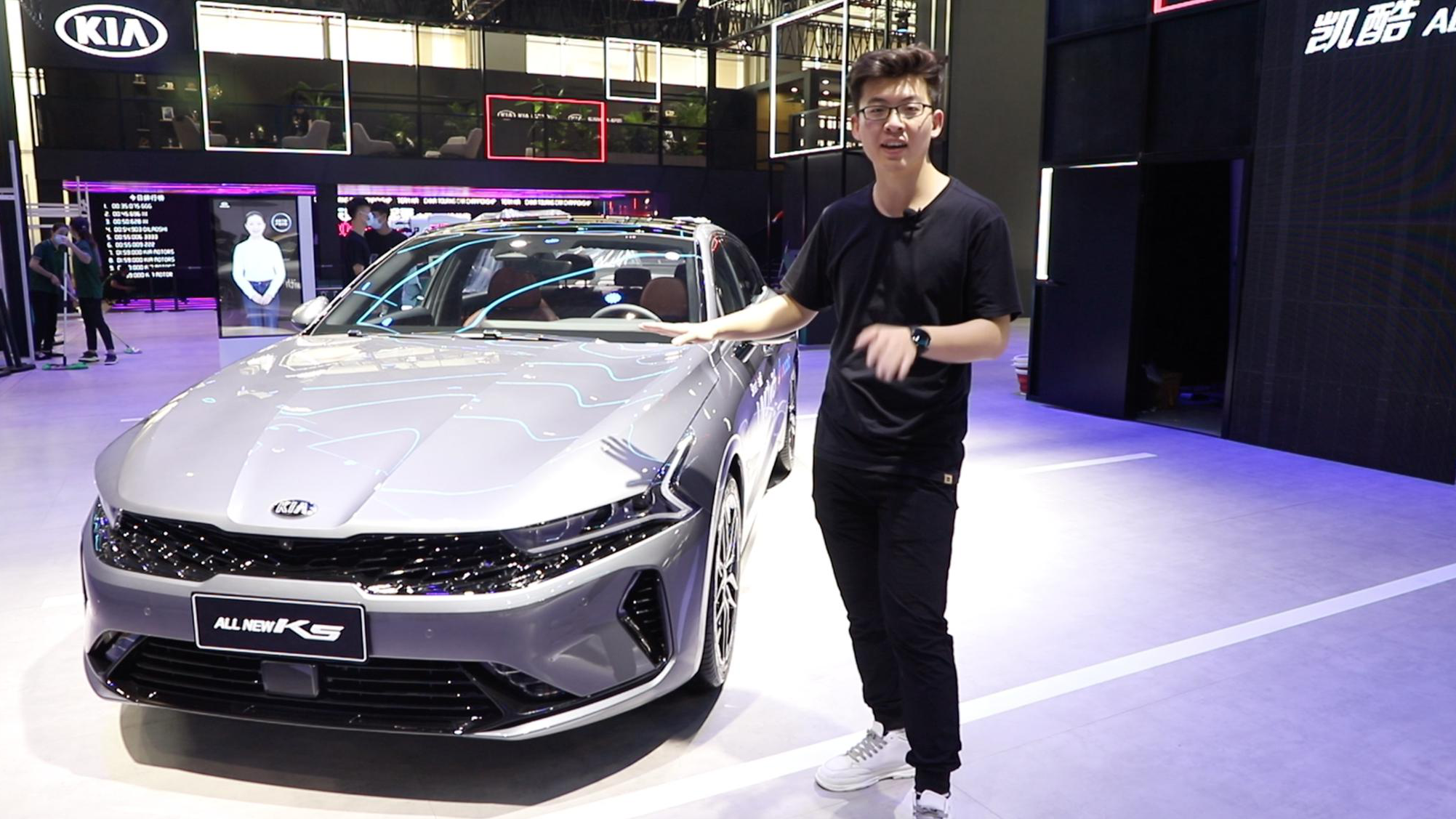 视频：2020广州车展探馆丨抢先体验起亚K3 EV与凯酷（K5）