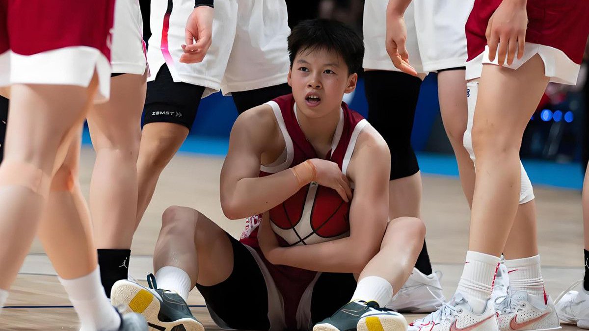 2分钟集锦！中国女篮胜波兰晋级决赛，新星加时独取7分建奇功