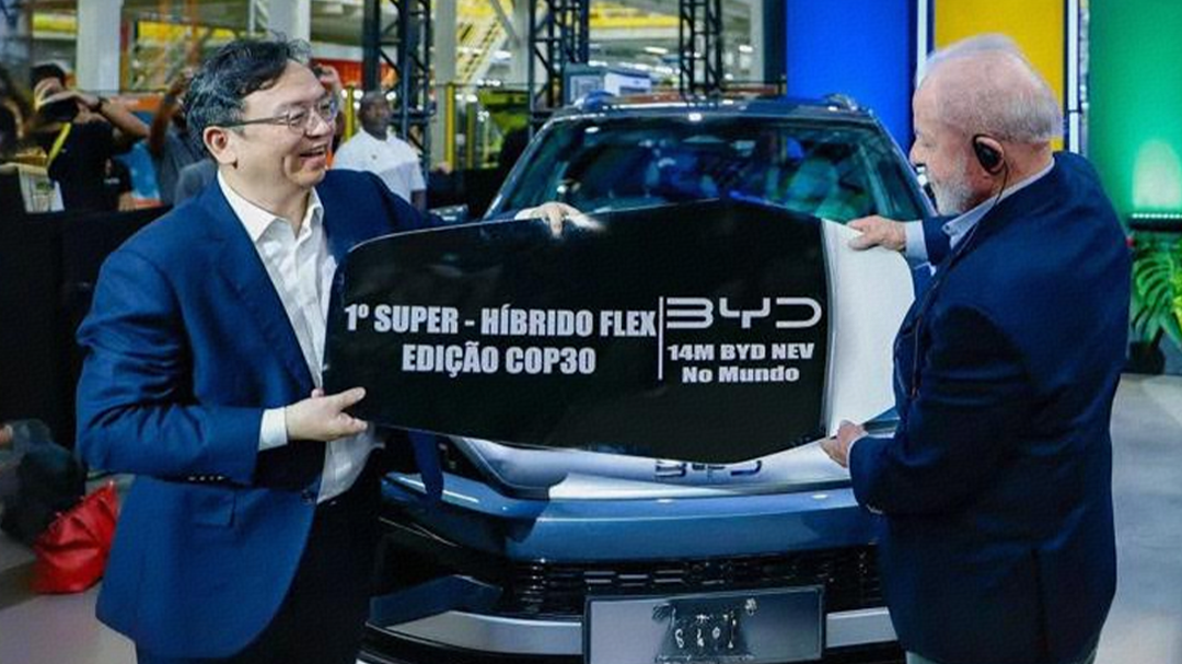 总统王后抢着买，比亚迪出海卷安全