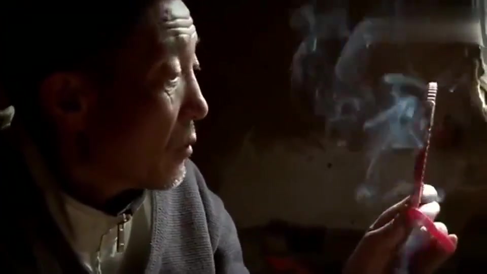 棒棒：一个女人和两个小偷左右了老甘的命运，真是意想不到！