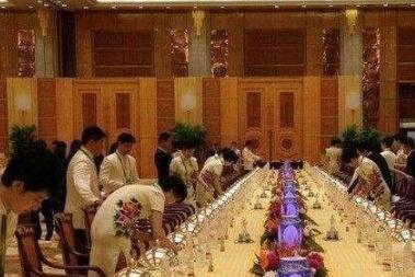 中国最顶级的宴席—国宴！你知道是什么标准吗？看完涨见识了！|国宴|宴席|见识_新浪新闻