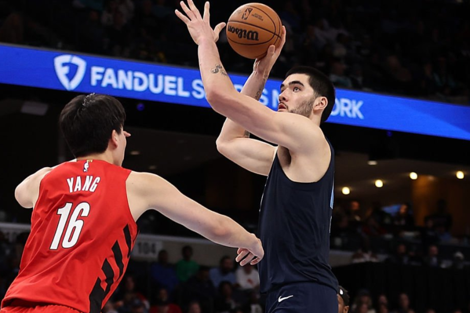 姚明式伤病预警！伊迪左踝应力性反应至少歇四周 上场对阵杨瀚森