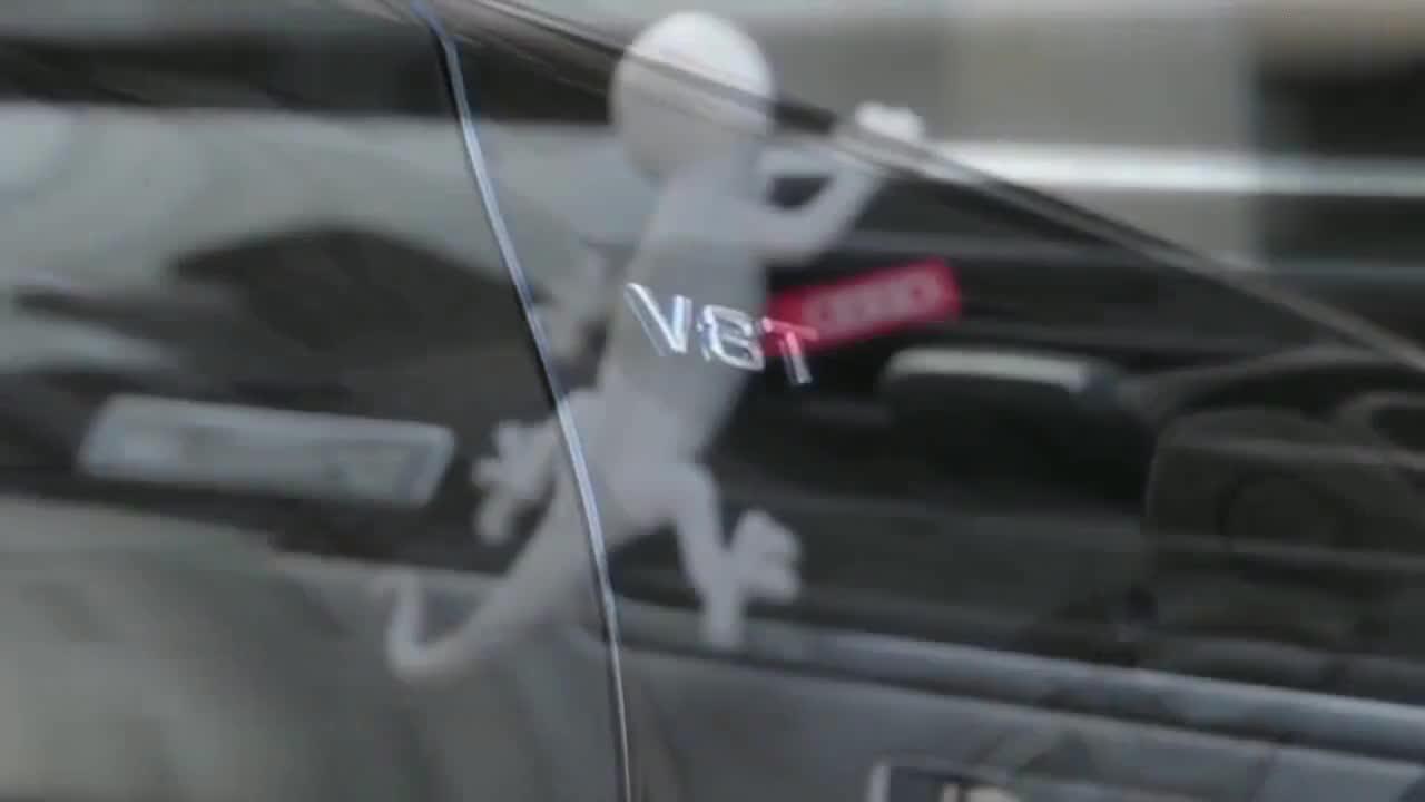 奥迪S8西装暴徒