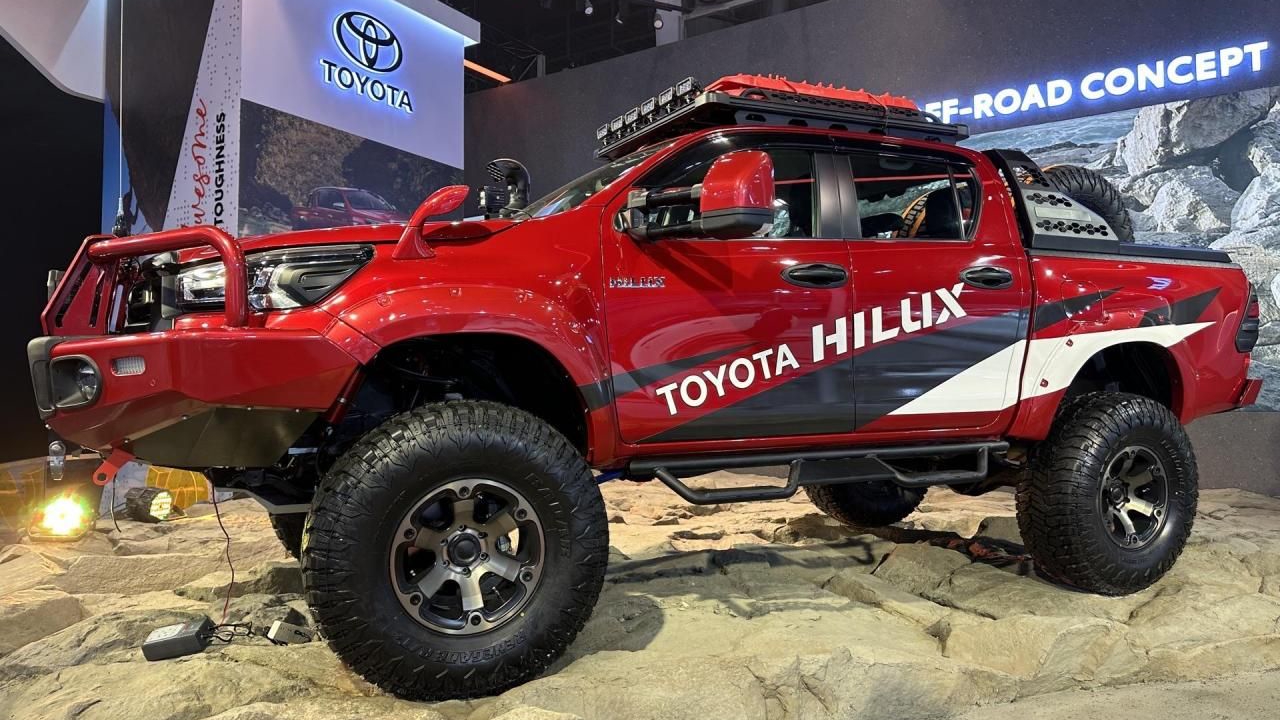 2023款丰田Hilux Extreme