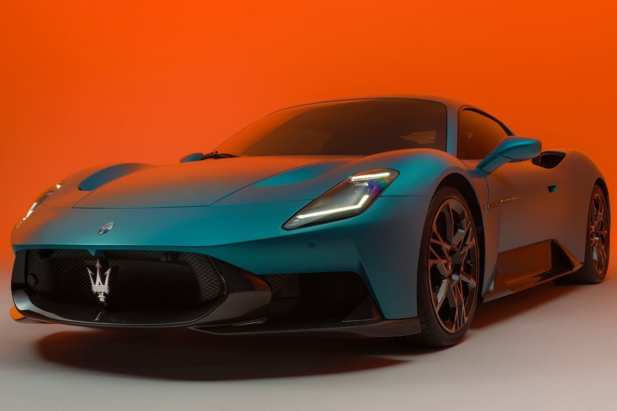 沉浸式感受长途驾乘体验，玛莎拉蒂MCPURA超级跑车图鉴