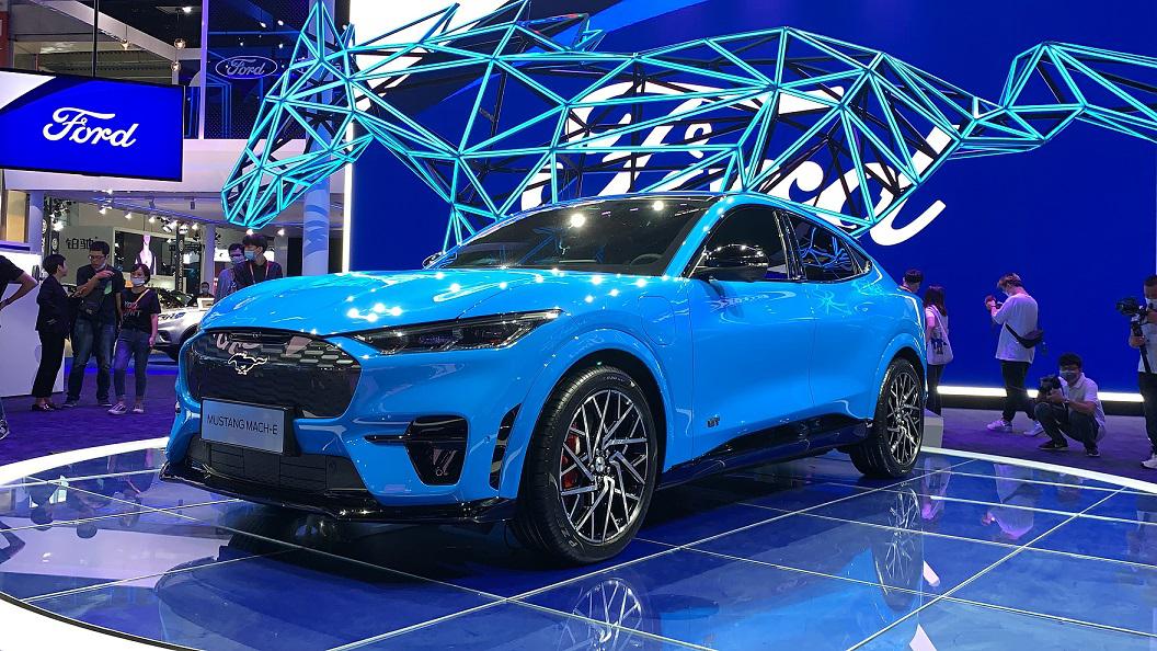 康康侃车|零百加速3.5S，体验Mustang Mach-E，纯电野马怎么样