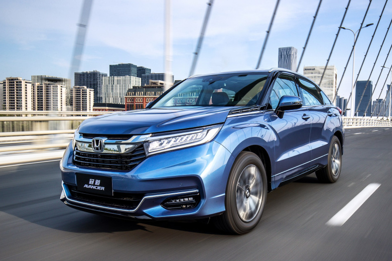 比颜值、拼配置，本田冠道对比UR-V，日系大空间SUV该怎么选