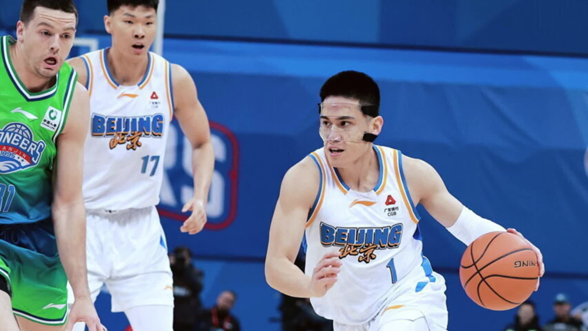 2分钟还原！漏三分、被隔扣、挡队友，许利民想赢球不能再用他