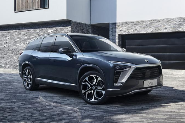 不提钱，你到底选特斯拉Model X还是蔚来全新ES8？