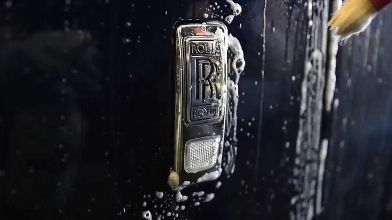 劳斯莱斯做一次保养要花多少钱？看完操作过程，5000元值吗？