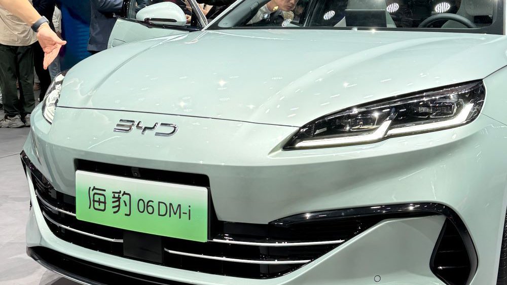 首搭全新混动系统，比亚迪海豹06DM-i 值得等待