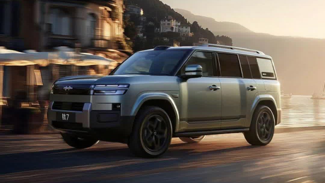 钛7是怎么打开“家用硬派SUV”这一新蓝海的？