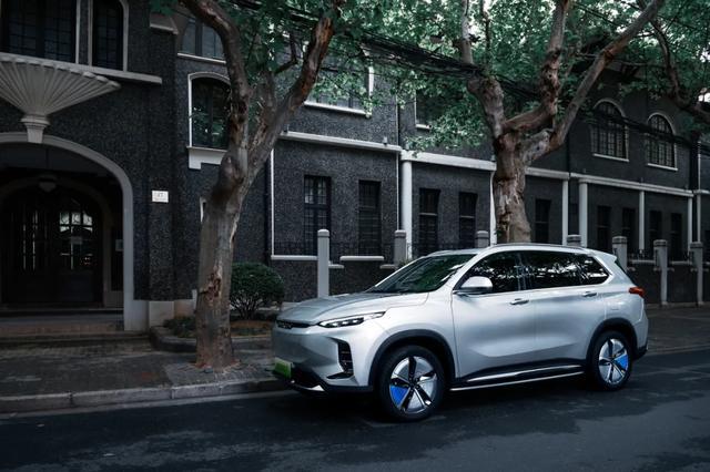 你的车“由你刻”上汽MAXUS让“后浪”拥有选择的权利