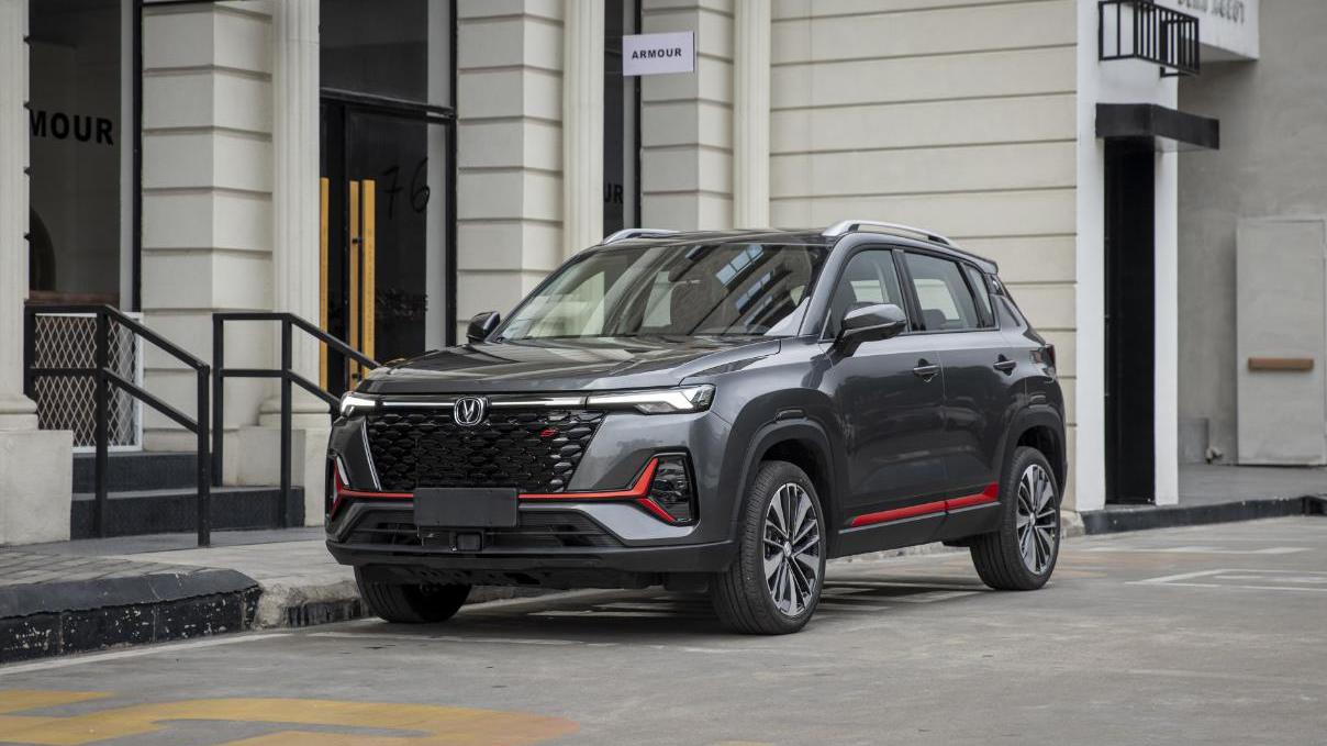 新车快讯｜新款长安CS35PLUS首发，内外风格焕新，搭载1.4T动力