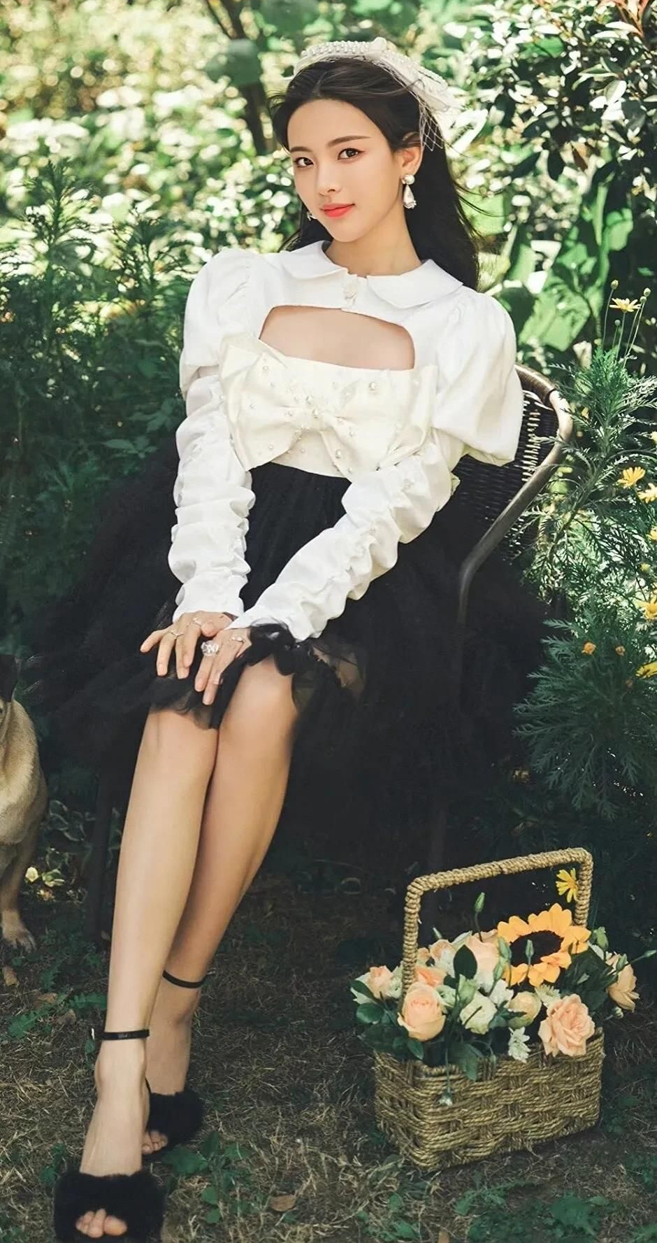 中国内地影视美女演员、歌手杨超越