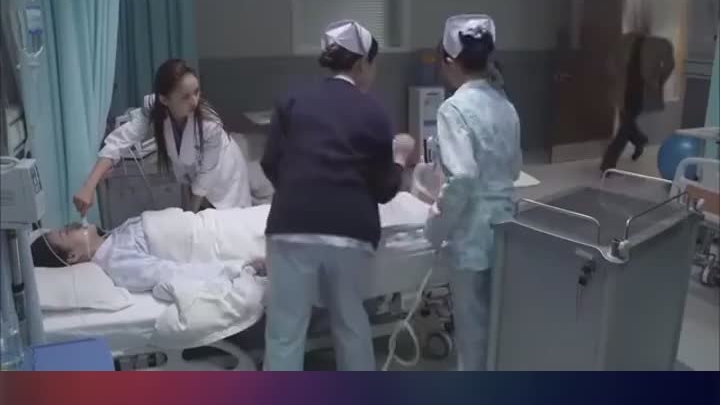 产科医生三十床产后子痫发作口吐白沫浑身抽搐太吓人了