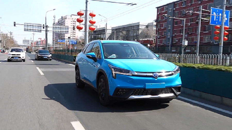 Aion LX百公里加速3.9s，城市续航掉电比1：1.36