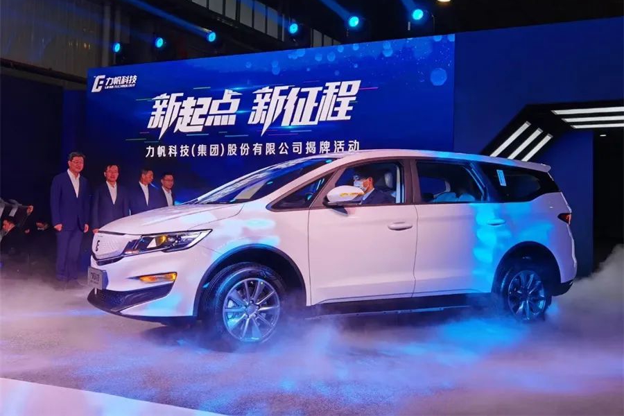 棺材板钉了一半 2021年这些车企却“复活”了