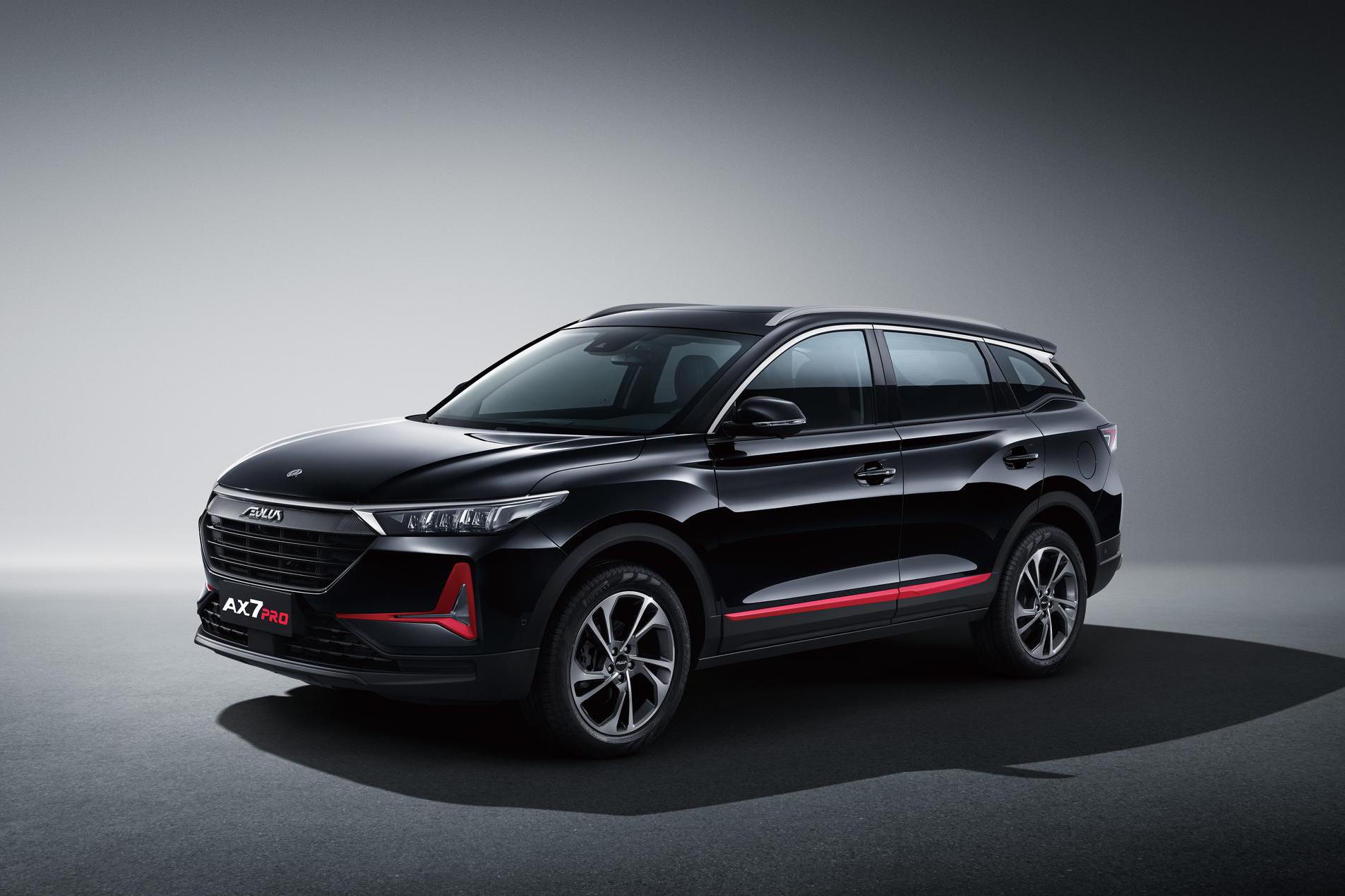 扎了钉子就得换胎吗？换胎基本原则请收好！