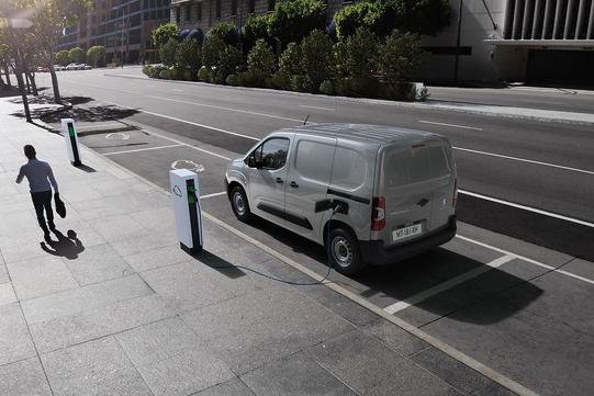 标致推出新车e-PARTNER 定位纯电MPV