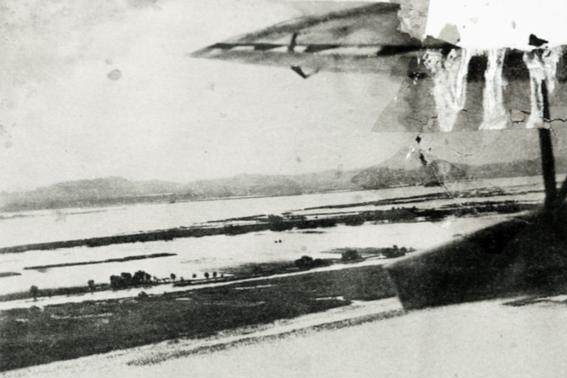 长江大水泛滥，80年前日寇拍摄的一组航拍照