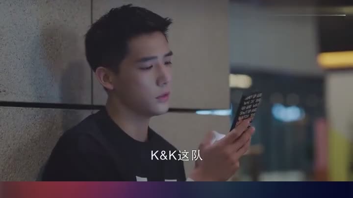时代沈哲赛后自责看到网上对他骂声一片幸好有艾静陪他