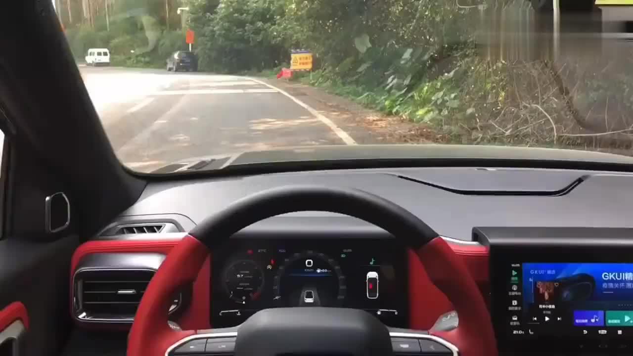 国产SUV当中的小钢炮，看看吉利icon是不是年轻人的菜