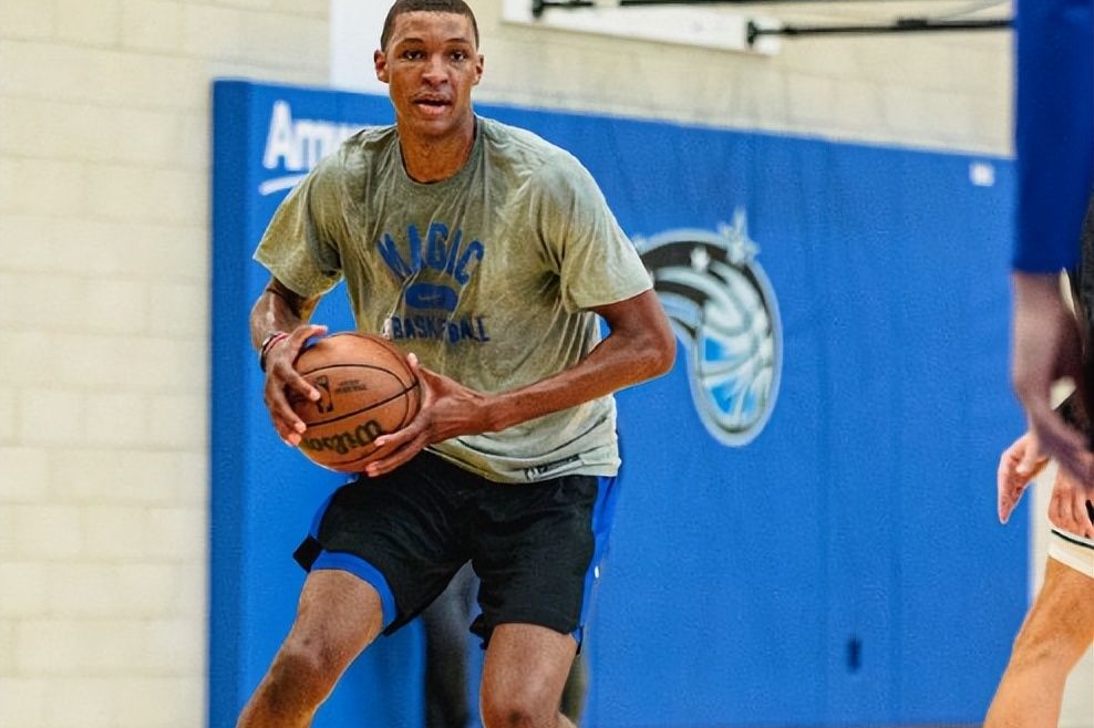 从休斯顿到密尔沃基哈登和字母哥如何重塑球队命运