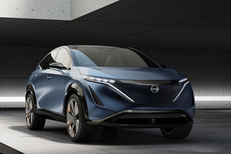 将配备一体式12英寸贯穿双屏 日产Ariya内饰专利图曝光