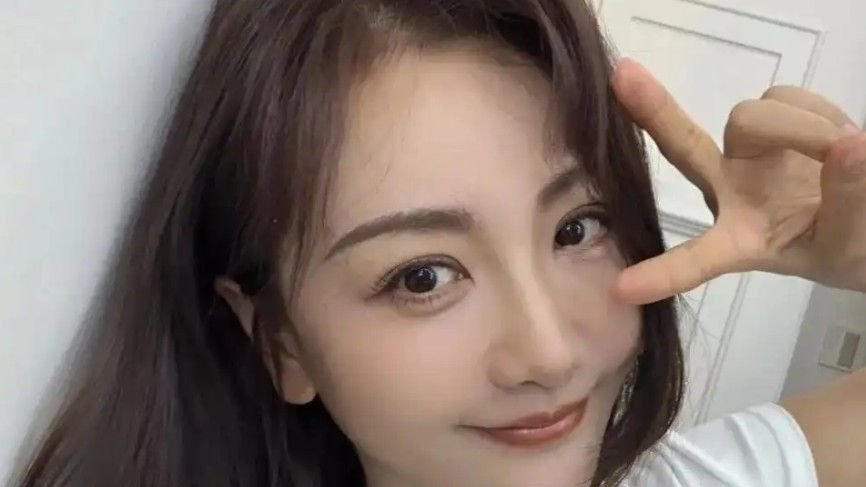 44岁杨蓉近况曝光！晒面部烫伤恢复照上热搜，如今还单身让人唏嘘