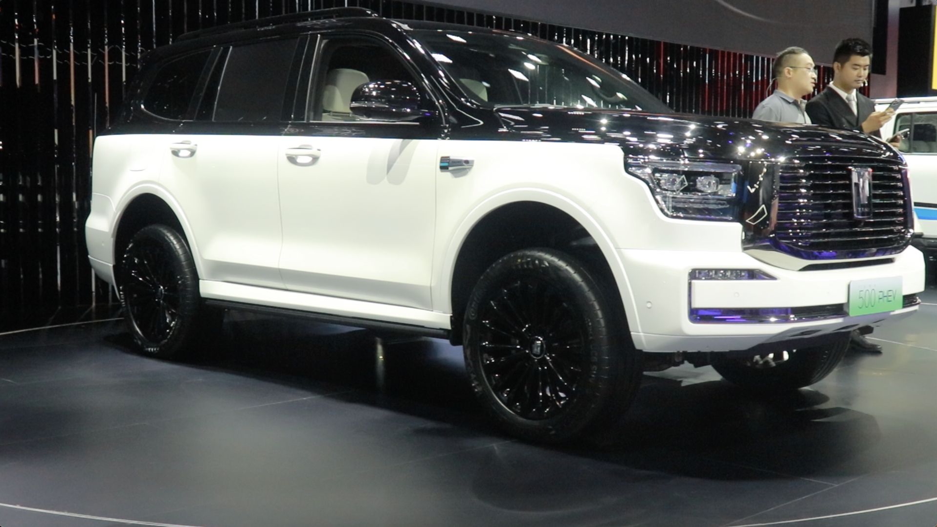 坦克500 PHEV底盘详细解析，带大梁的插混会让唐DMp不淡定了吗