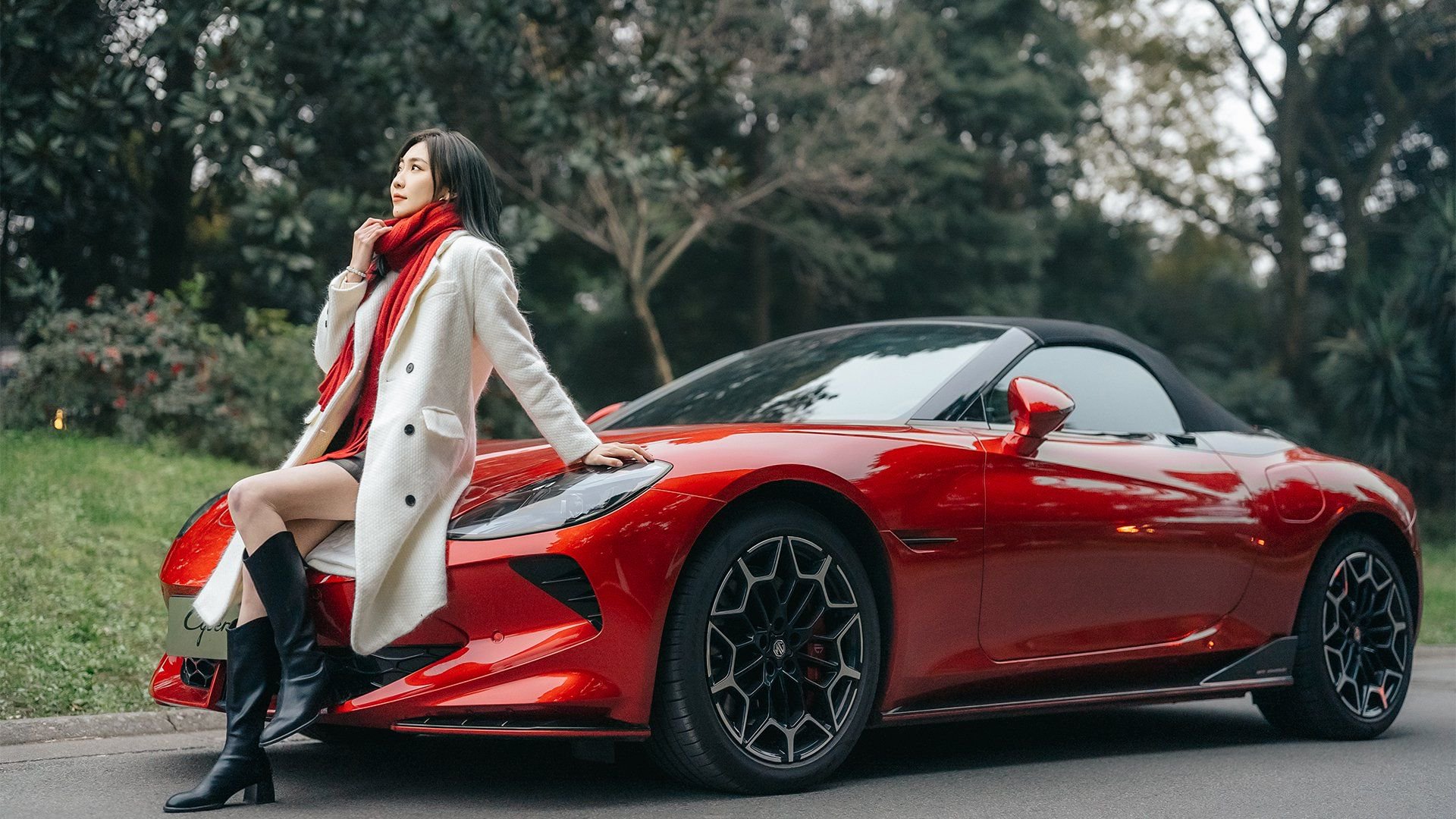 和MG Cyberster感受平淡生活里的高能浪漫