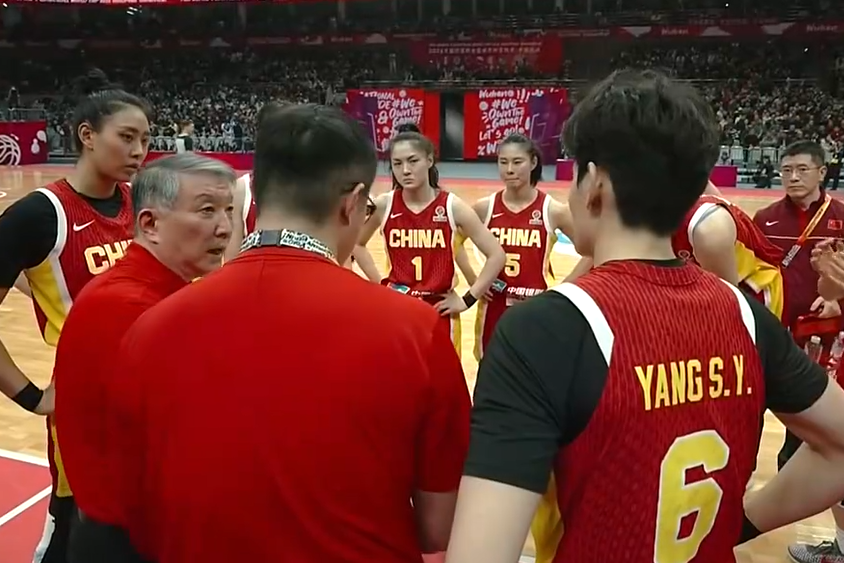 李梦征战世界杯？中国女篮出线仅一夜 更可喜的是宫鲁鸣主动求变