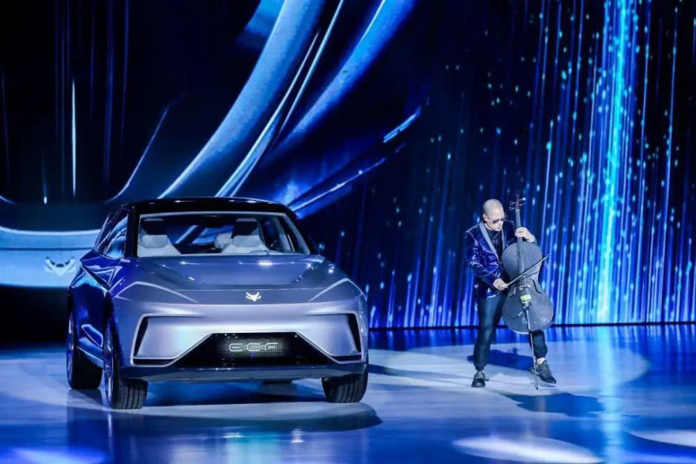 据说概念车照搬？ARCFOX首款量产车最新曝光将于8月份上市销售