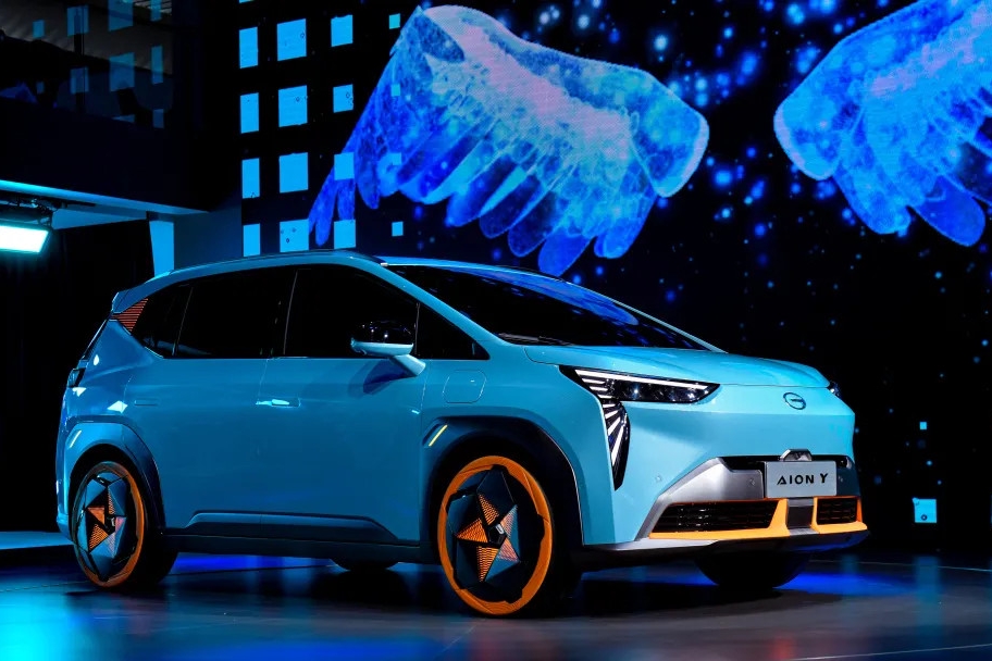 预算10万左右 女生买什么车合适？我推荐海豚、AION Y、好猫