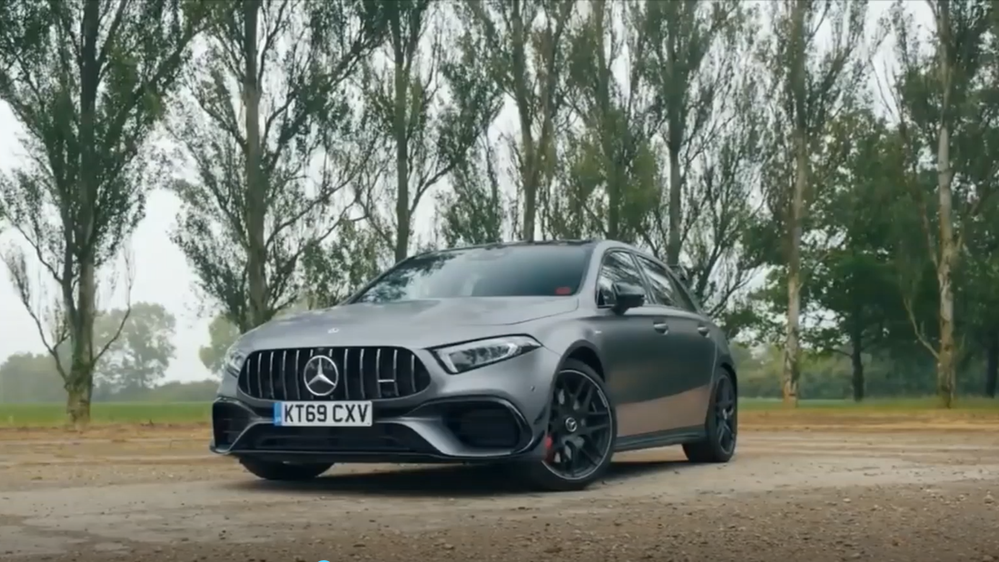 梅赛德斯奔驰 AGM A45 S 轻松坐稳钢炮阵营第一宝座