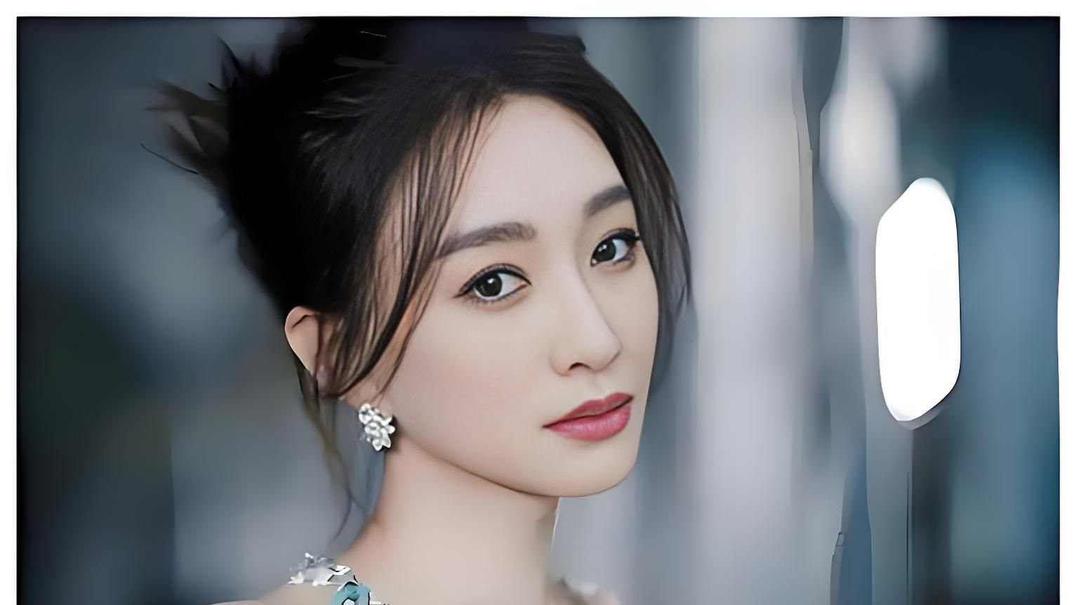 49岁李小冉近况曝光！曾与梅婷前夫相恋7年，如今嫁男闺蜜很幸福