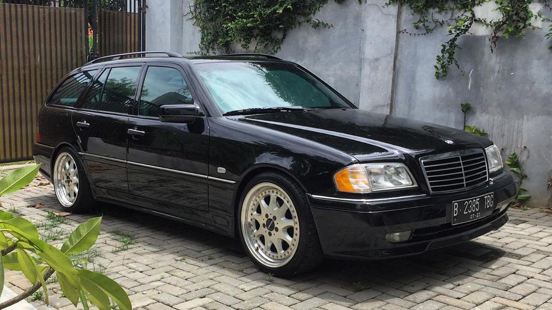 海外实拍：盘点欧洲街头的Wagon旅行车，德粉福利，大饱眼福