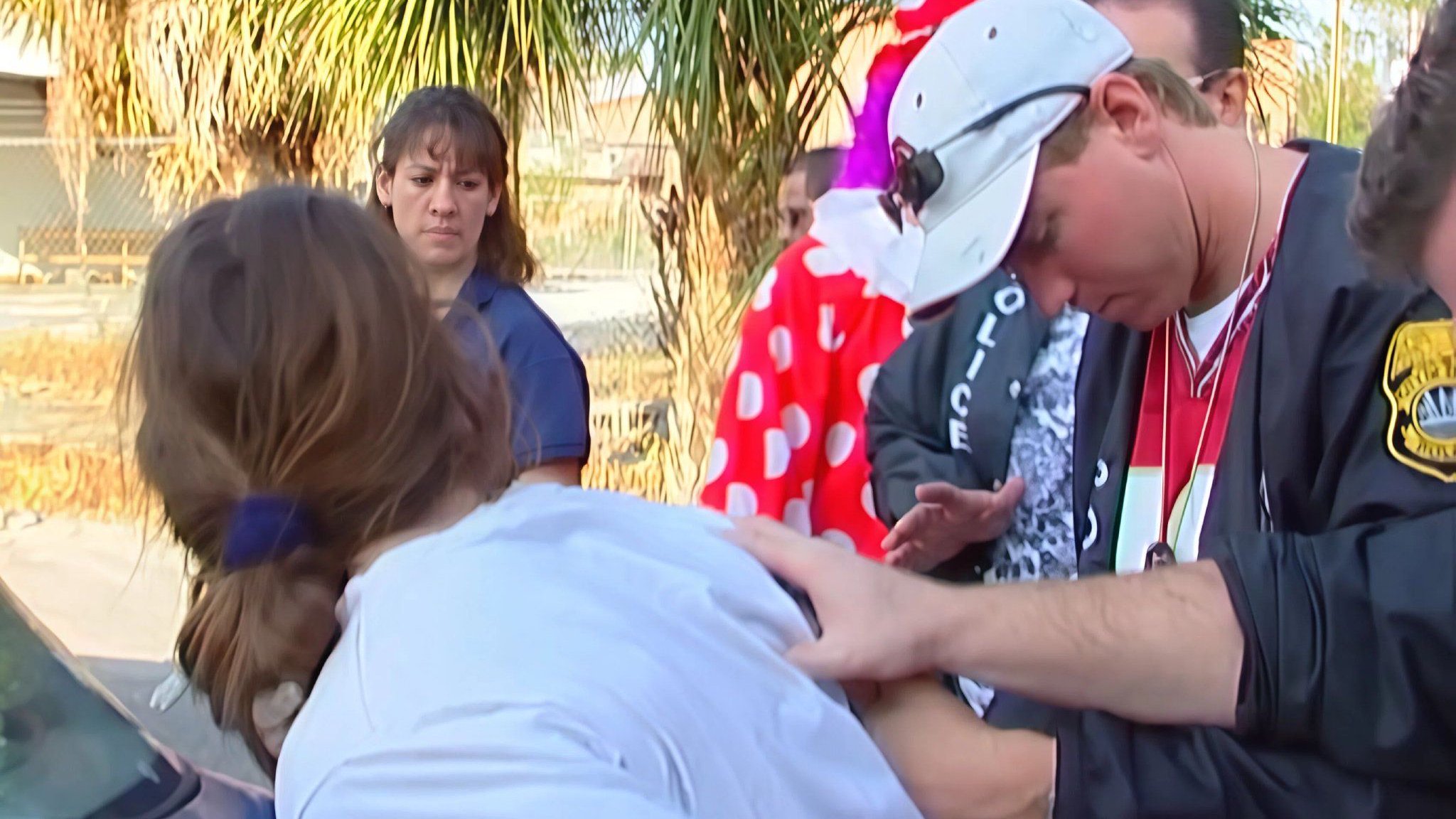 警察扮小丑抓人？佛州钓鱼执法现场把我笑疯了！