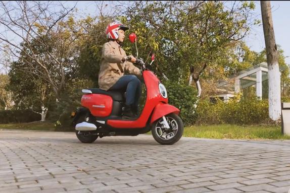 上班族骑的电动车款式，这几点都要过关