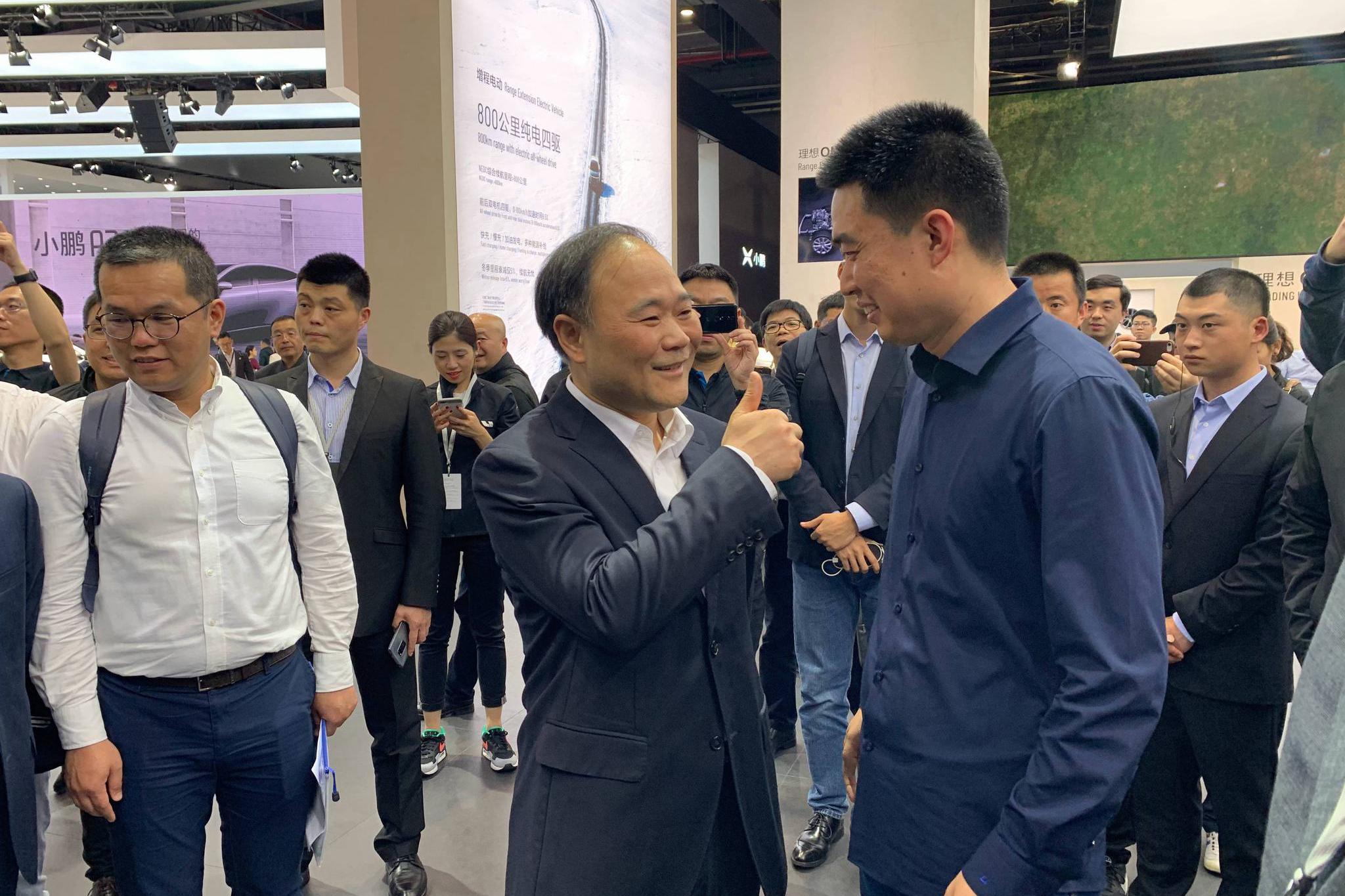 传统车企和造车新势力，最终殊途同归？